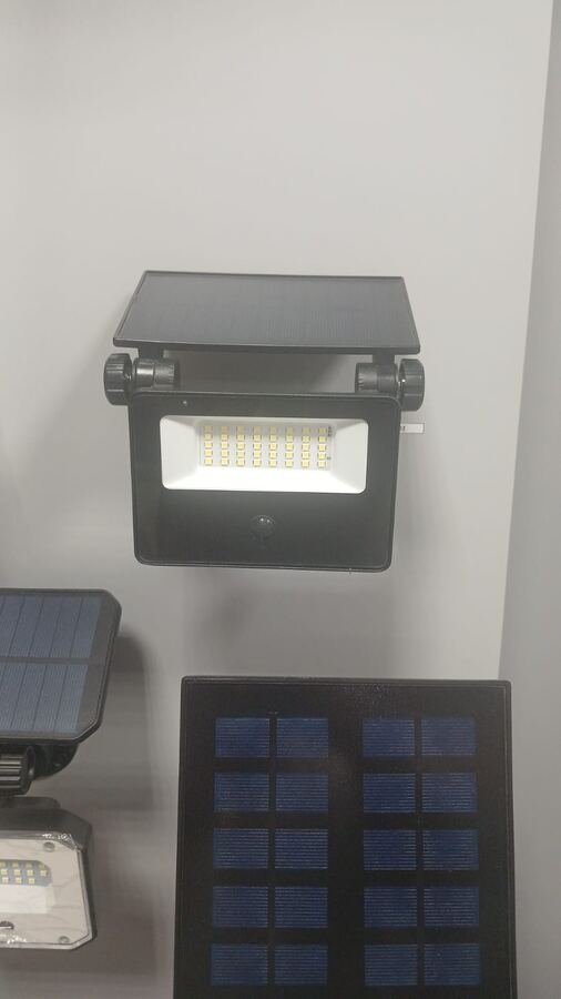Solar Wall Flood Light with Adjustable Panel